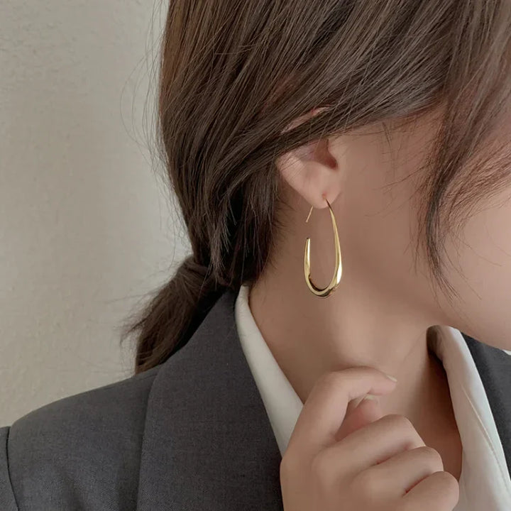 Comfortable Fluid Hoops - Liv-Nora Luxe