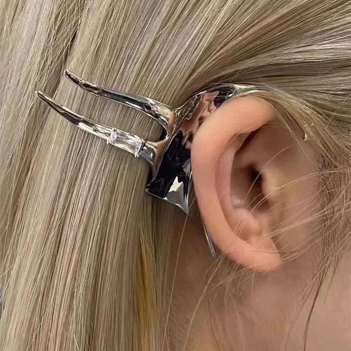 Elf Wing Silver Earring - Elysia-Nora Luxe