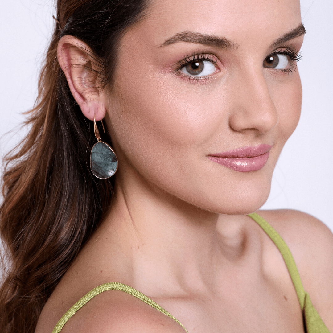 Labradorite Dreamy Earrings - Lunaris-Nora Luxe
