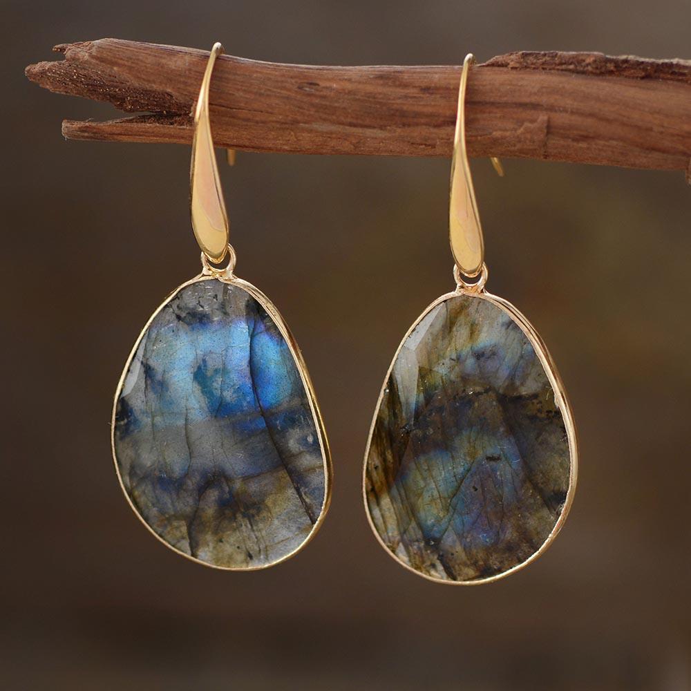 Labradorite Dreamy Earrings - Lunaris-Nora Luxe