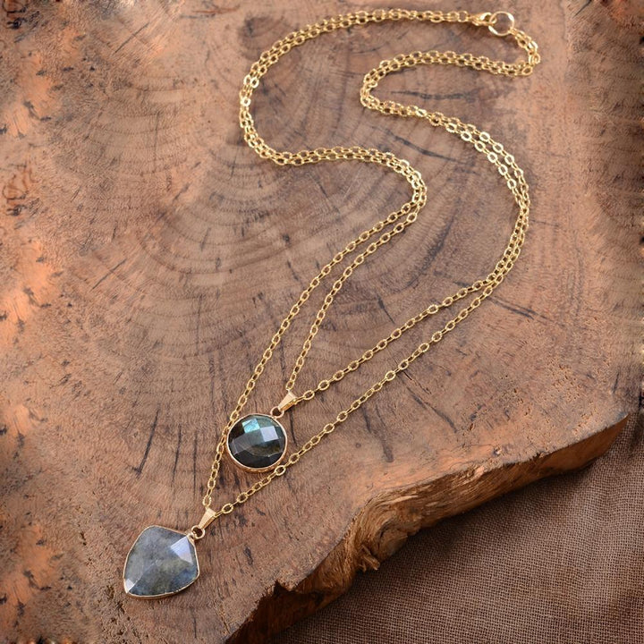 Labradorite Protection Chain - Valoria-Nora Luxe