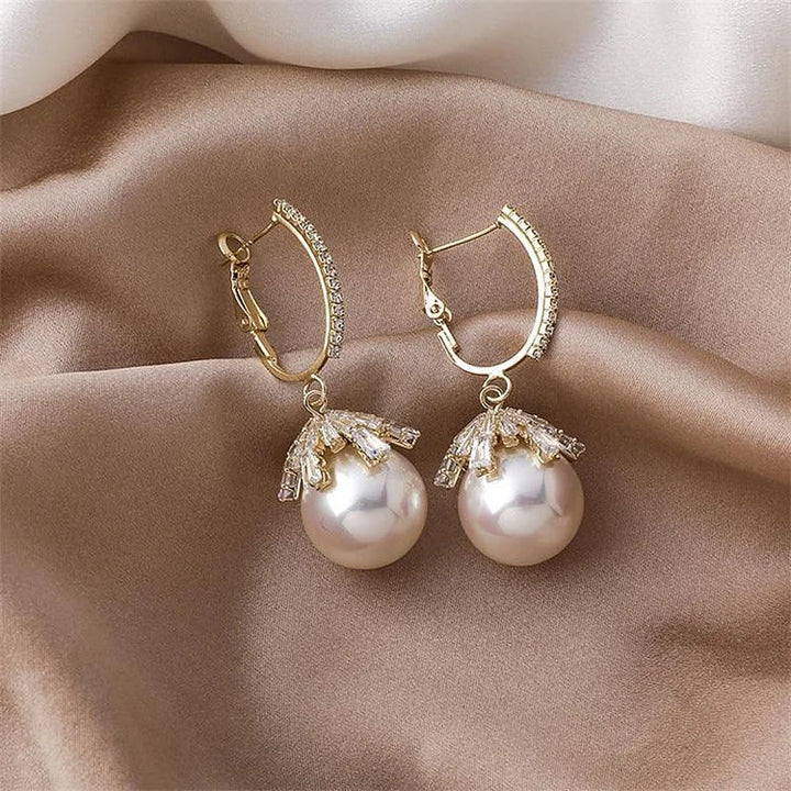 Refined Pearl Earrings - Elisette-Grey-Nora Luxe