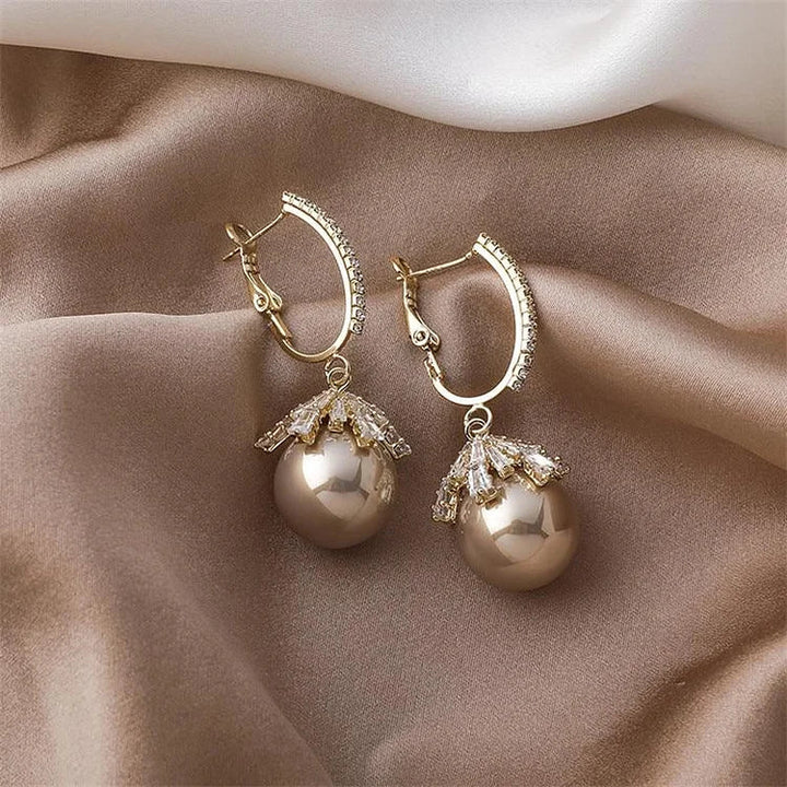 Refined Pearl Earrings - Elisette-Taupe-Nora Luxe