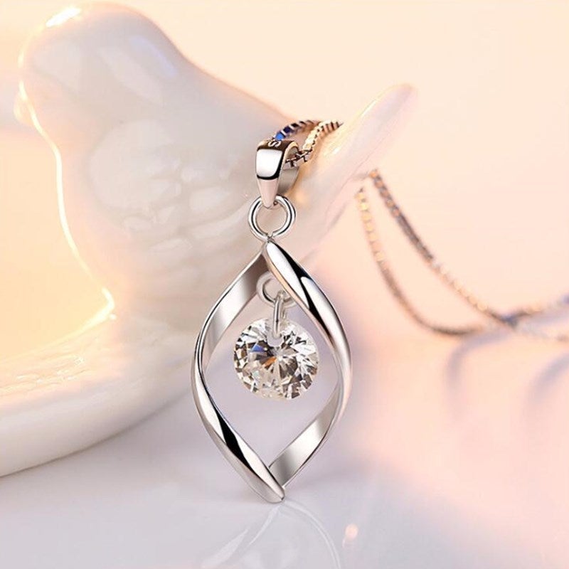 Silver Necklace with Zirconia Crystal Pendant - Elinor-Nora Luxe