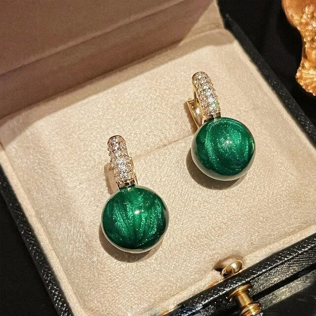 Stylish Green Gold Pearl Earrings - Alina-Nora Luxe