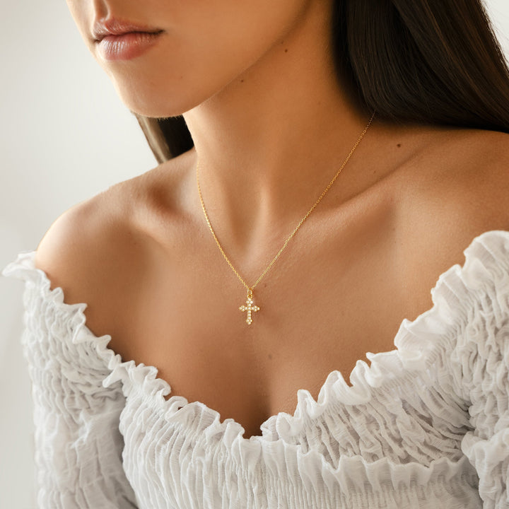 Stylish Necklace with Cross - Clémence-Gold-Nora Luxe