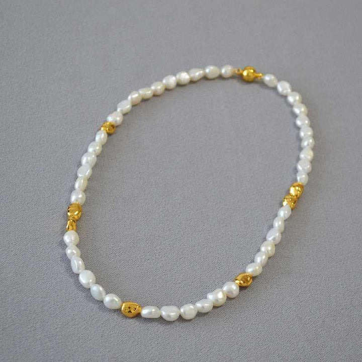 UniqueGlow Pearl Necklace - Elodie-Nora Luxe