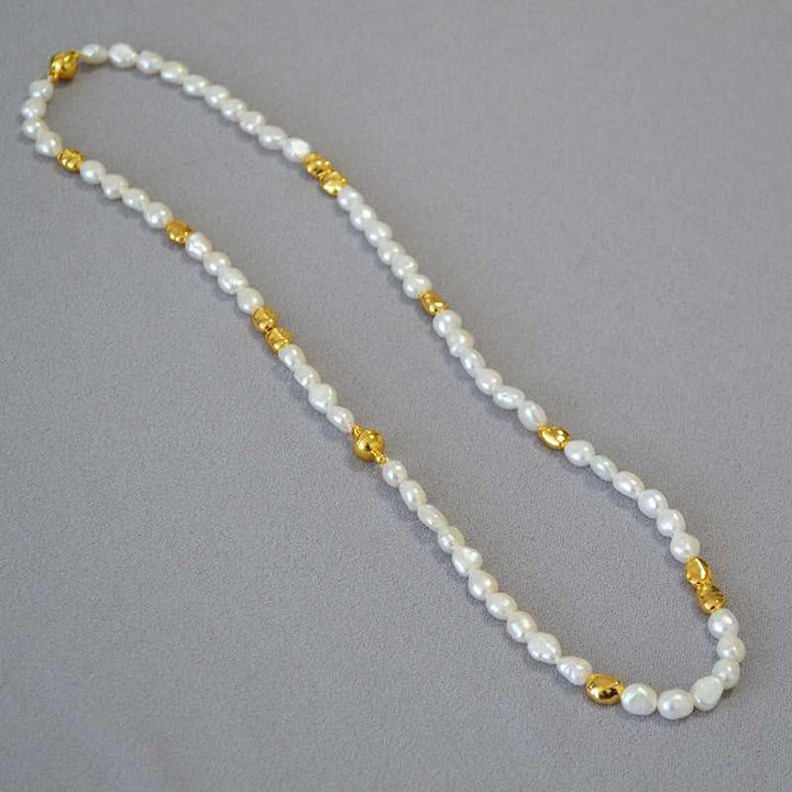UniqueGlow Pearl Necklace - Elodie-Nora Luxe