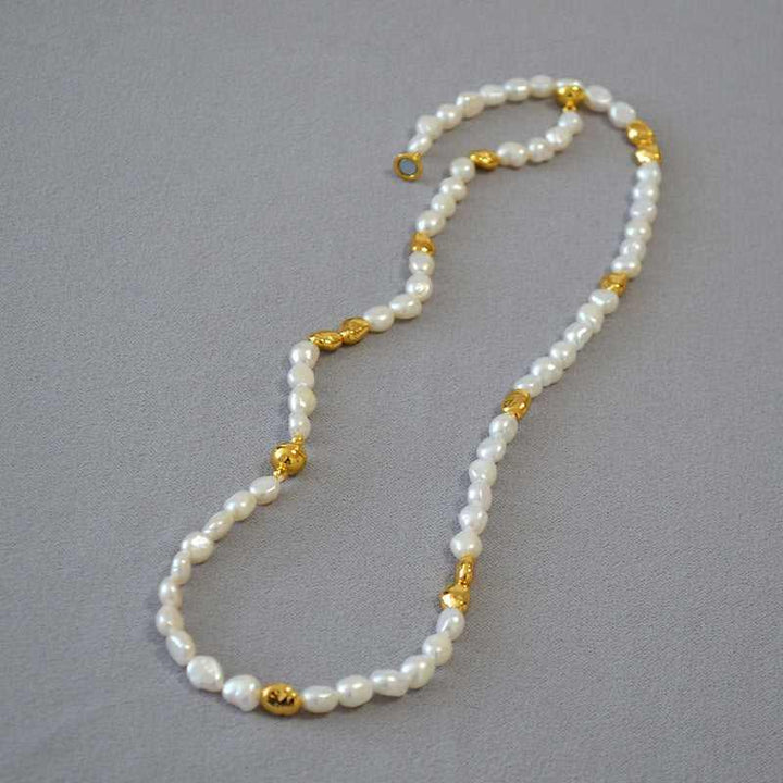 UniqueGlow Pearl Necklace - Elodie-Nora Luxe