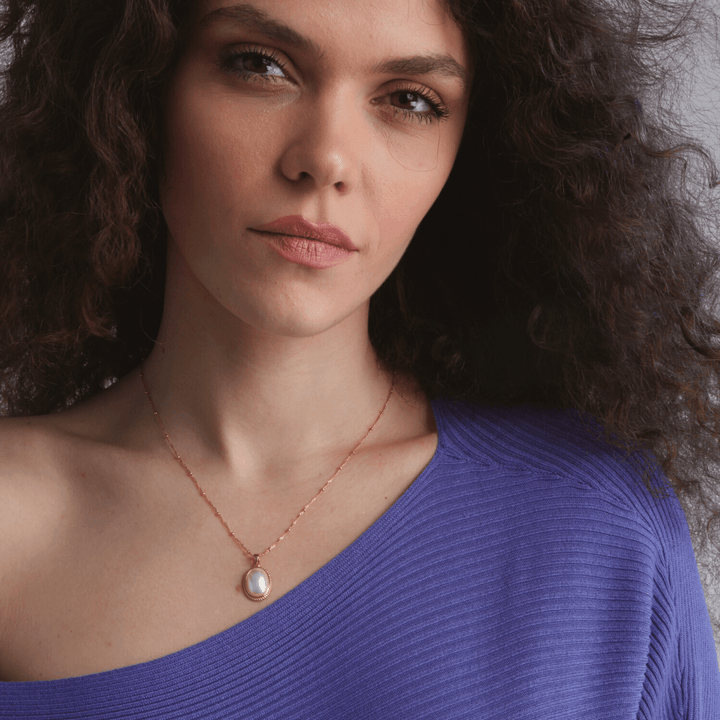 Vintage Golden Pearl Necklace - Lumina-Nora Luxe