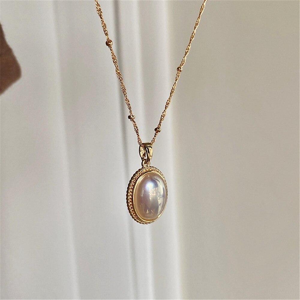 Vintage Golden Pearl Necklace - Lumina-Nora Luxe