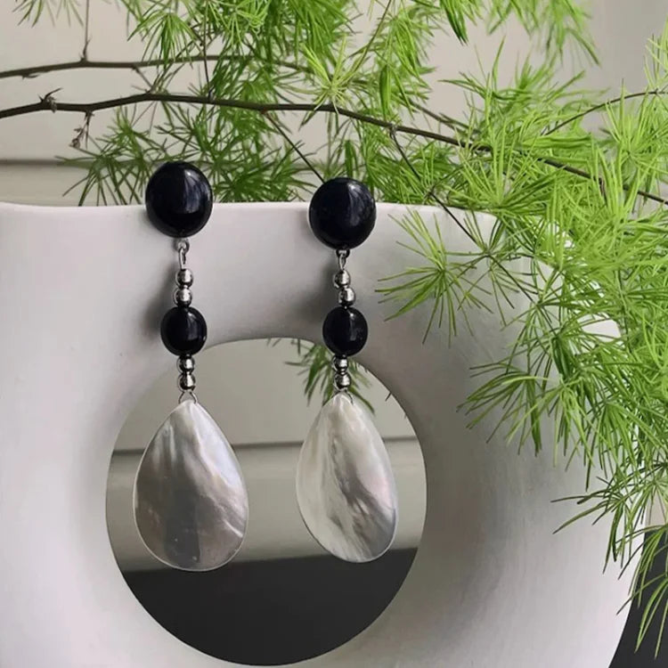 Vintage Shell Earrings - Naia-Nora Luxe