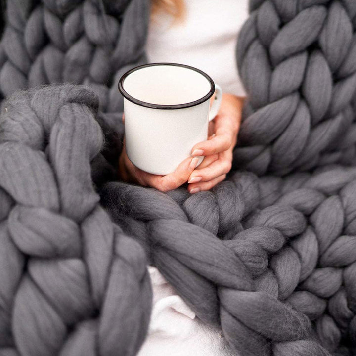 1000 grams XXL Chunky Knitting Yarn - LuxaWool-Dark Gray-Nora Luxe