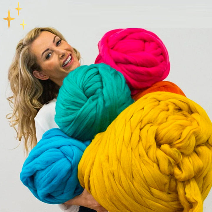 1000 grams XXL Chunky Knitting Yarn - LuxaWool-Soft Blue-Nora Luxe