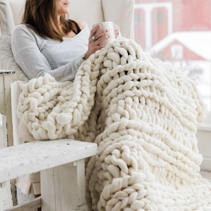 1000 grams XXL Chunky Knitting Yarn - LuxaWool-White-Nora Luxe