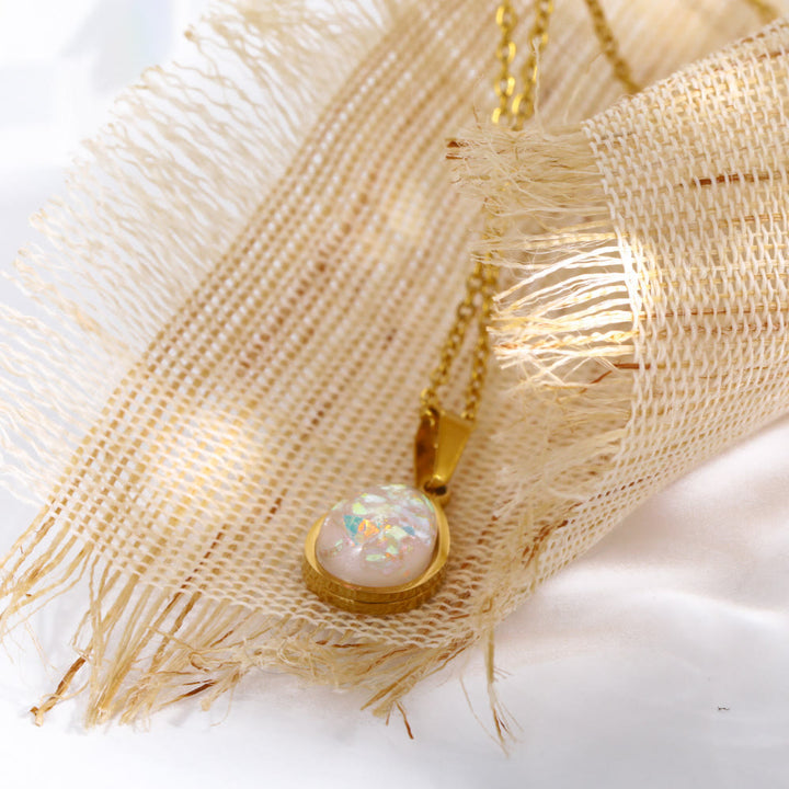 18K Natural Opal Drop Pendant Necklace - Eloise-Nora Luxe