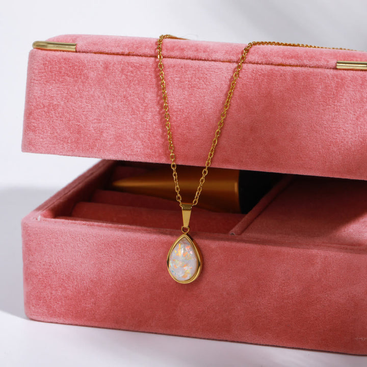 18K Natural Opal Drop Pendant Necklace - Eloise-Nora Luxe