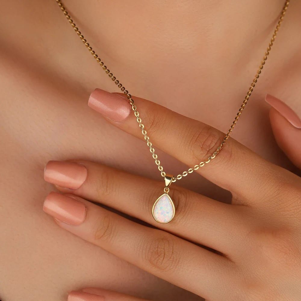 18K Natural Opal Drop Pendant Necklace - Eloise-Nora Luxe