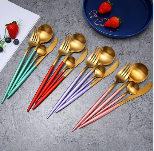 24-Piece Stainless Steel Gold-Silver Luxury Cutlery - RoyalGlow-Black-Nora Luxe
