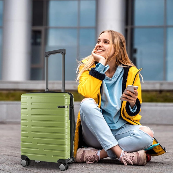 Expandable Hard Shell Carry-On Luggage with Spinner Wheels & TSA Lock