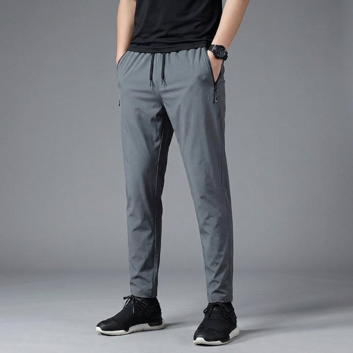 Leichte Sporthose Mit Elastischem Bund - Phillip