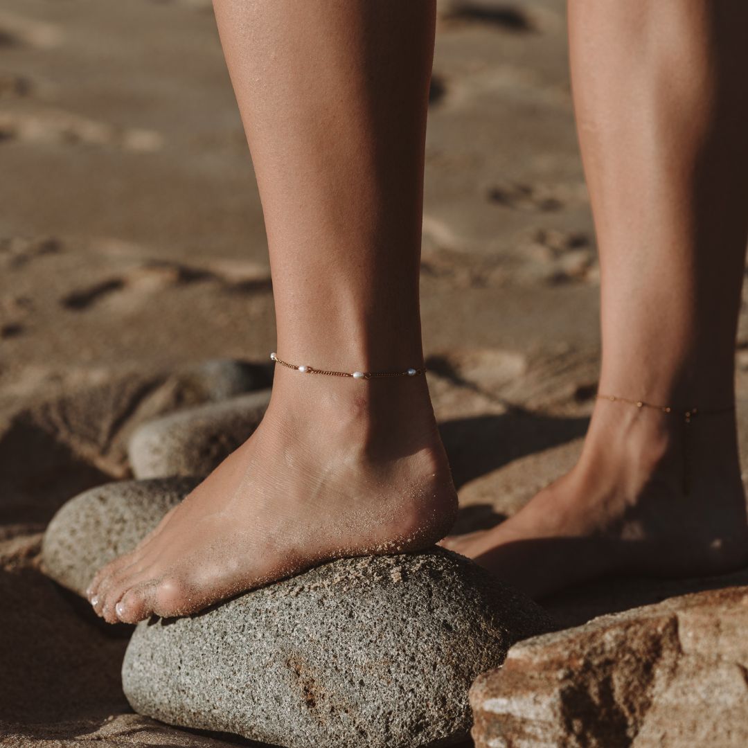 Anklet with Freshwater Pearls - Mira-Nora Luxe