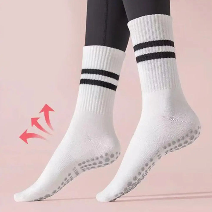 Anti-slip Mid-Tube Sports Socks for Fitness and Yoga - GripFit-Gray-Nora Luxe