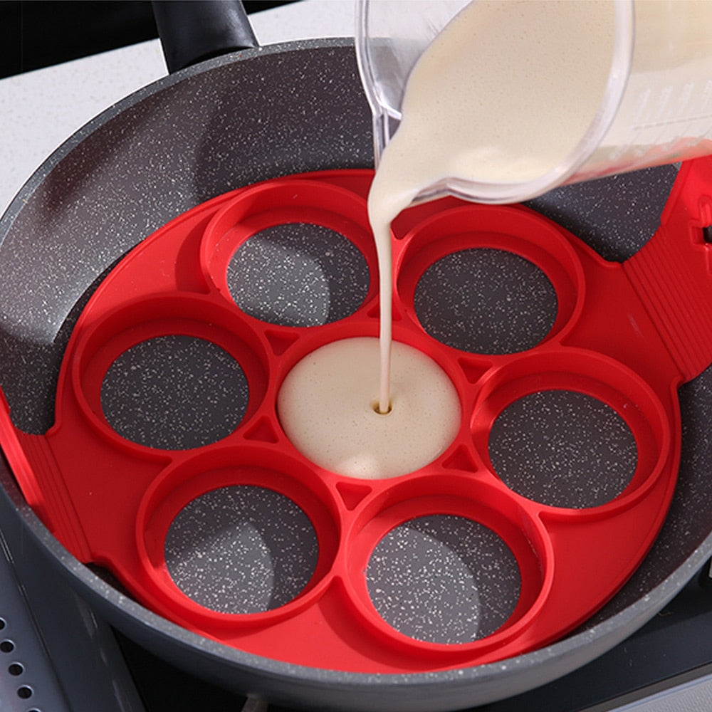 Anti-stick Pancake Pan - FlipMaster-Red-Circle-Nora Luxe