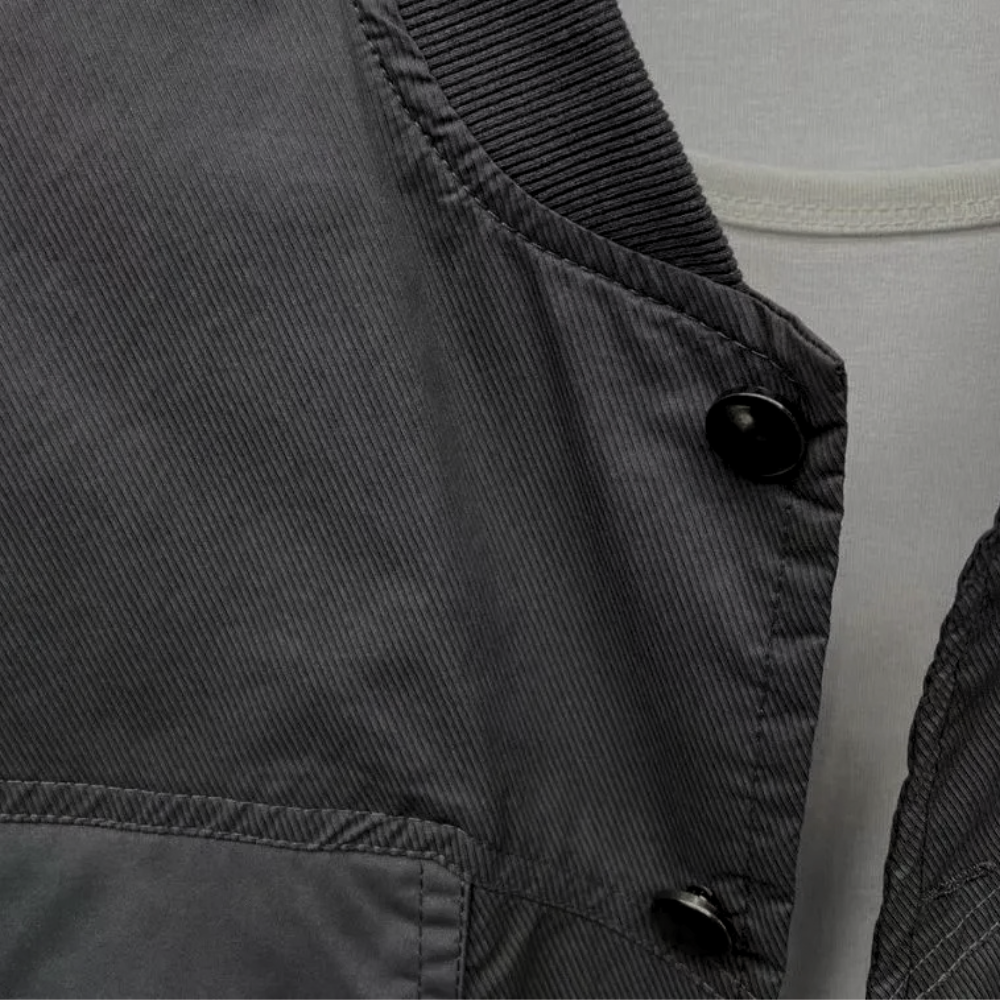 Black Modern Coat for Men - Elliot-S-Nora Luxe
