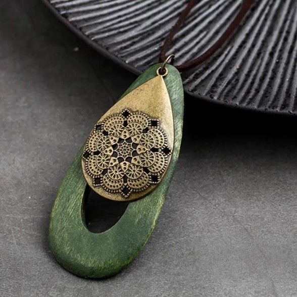 Bohemian Oval Wood Necklace | Natural Charm | Eco-Friendly-Green-Nora Luxe
