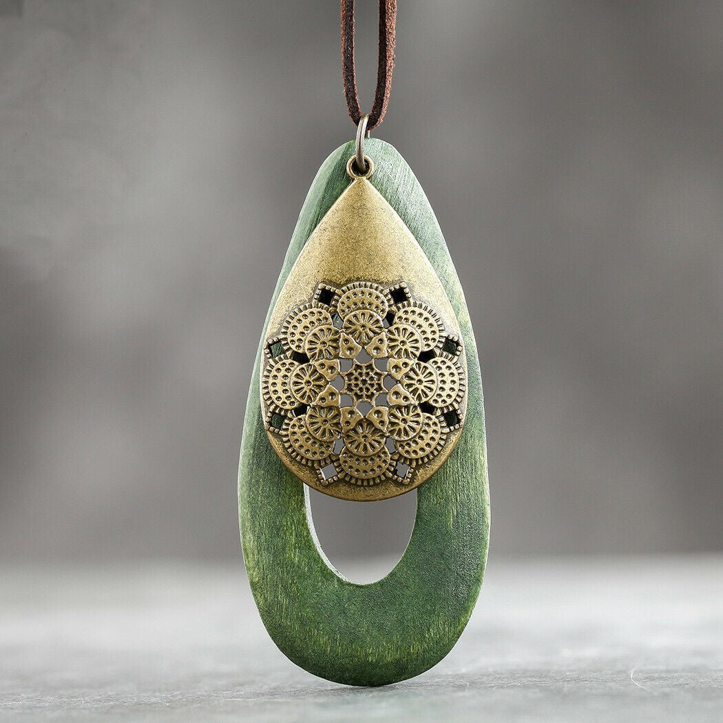 Bohemian Oval Wood Necklace | Natural Charm | Eco-Friendly-Green-Nora Luxe