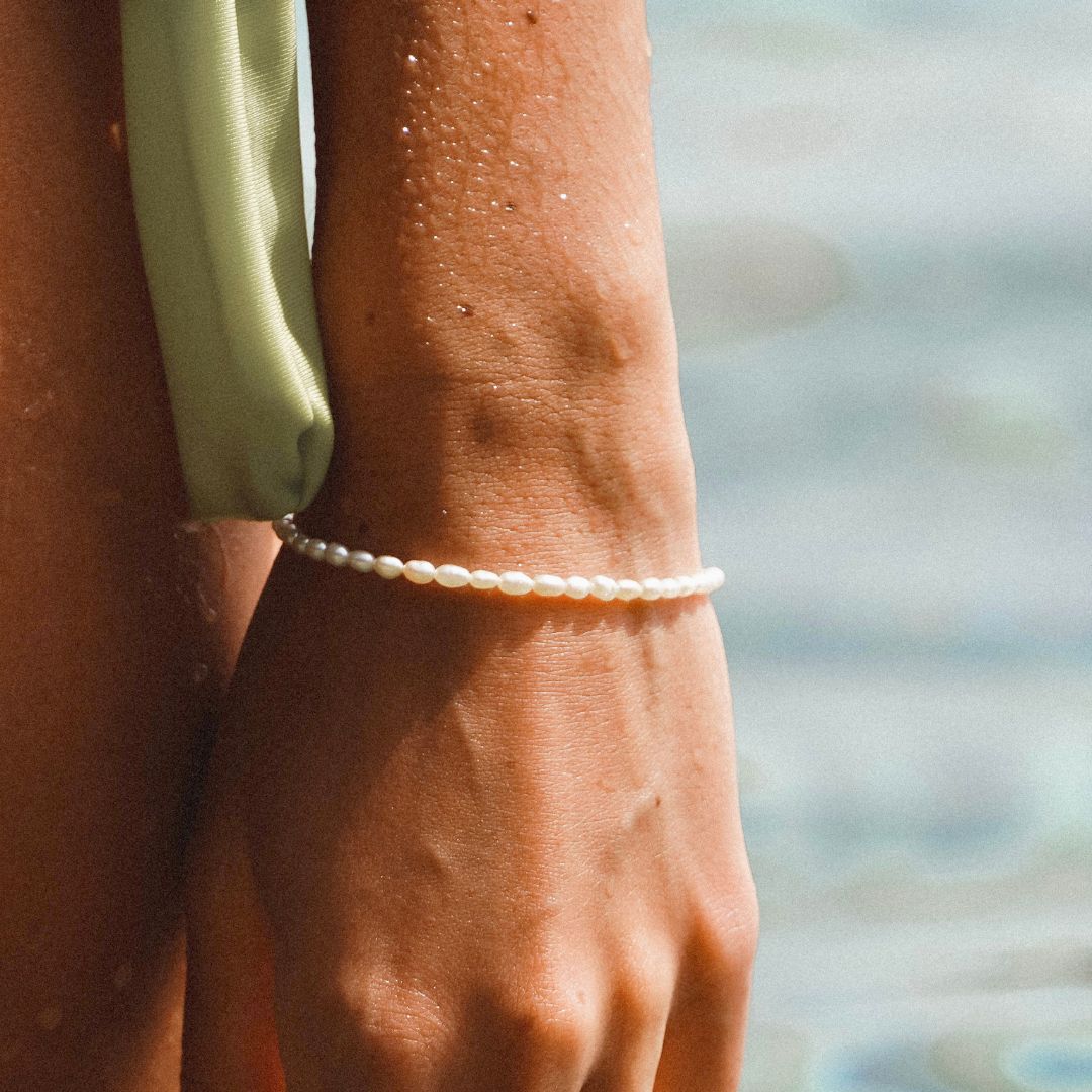 Bracelet with Freshwater Pearls - Marina-Nora Luxe