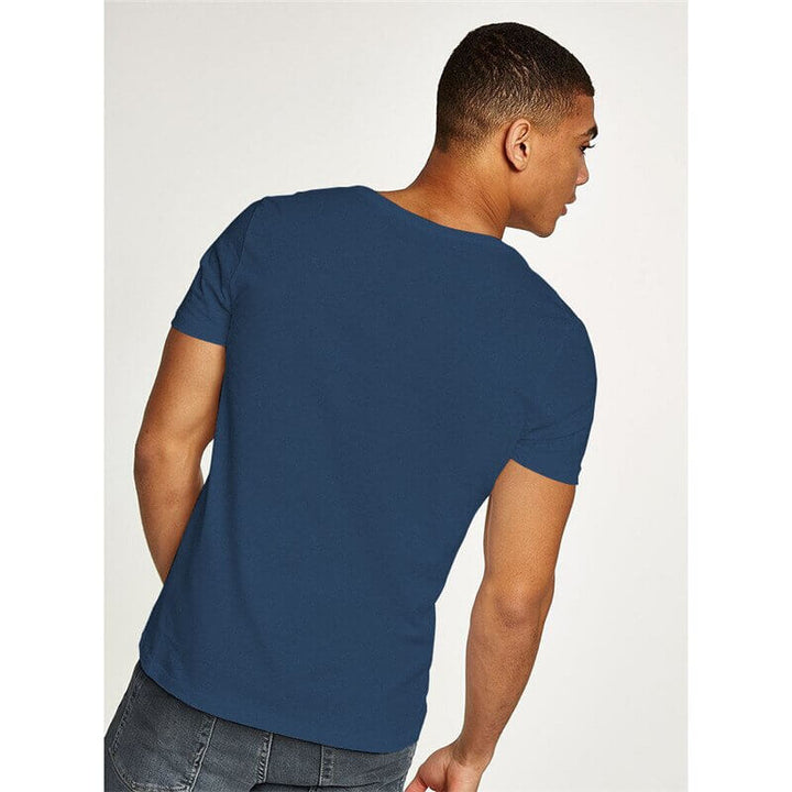 Casual & Figure-hugging Men's V-neck T-shirt – Jonas-Black-S-Nora Luxe