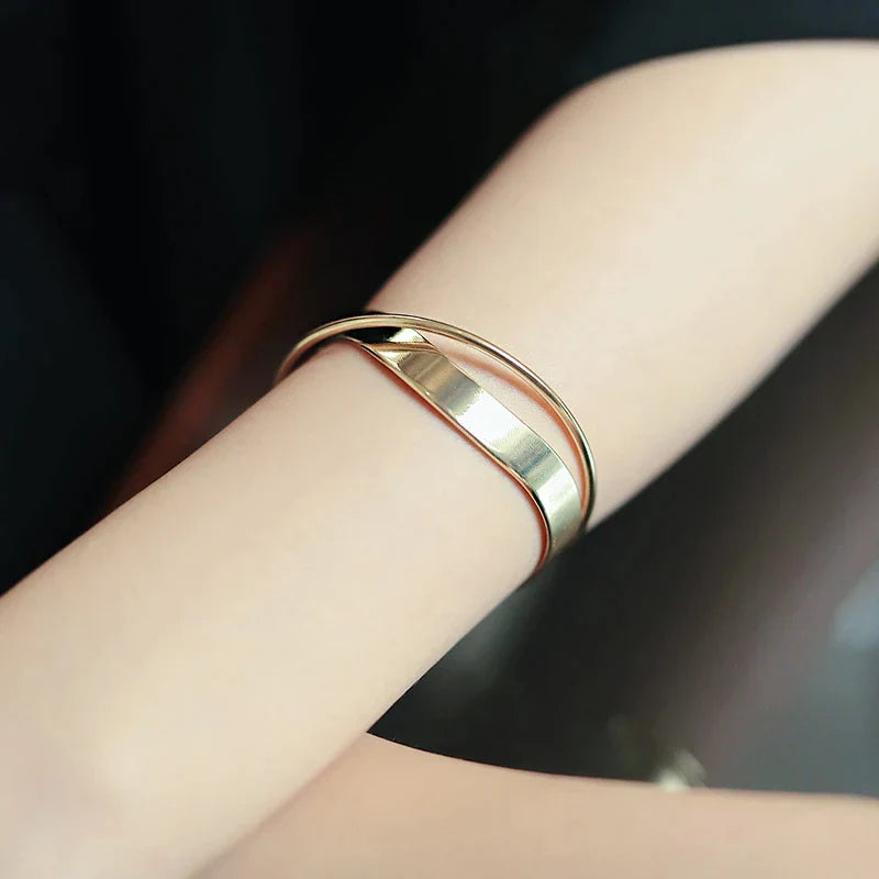 Charming European Silver Bracelet | Elegant & Versatile-925 Silver-Nora Luxe