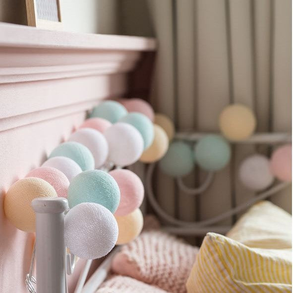 Cheerful Cotton Light-Up Ball Sling - LumiBall-Candy-4.92 feet - 10 lamps-USB-Nora Luxe