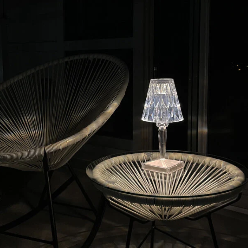 Chic Table Lamp with Crystal Design - CrystalLuxe-Transparent-Nora Luxe