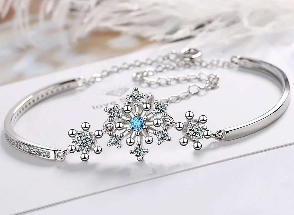 Christmas Snowflake Cubic Zirconia Bracelet-Nora Luxe