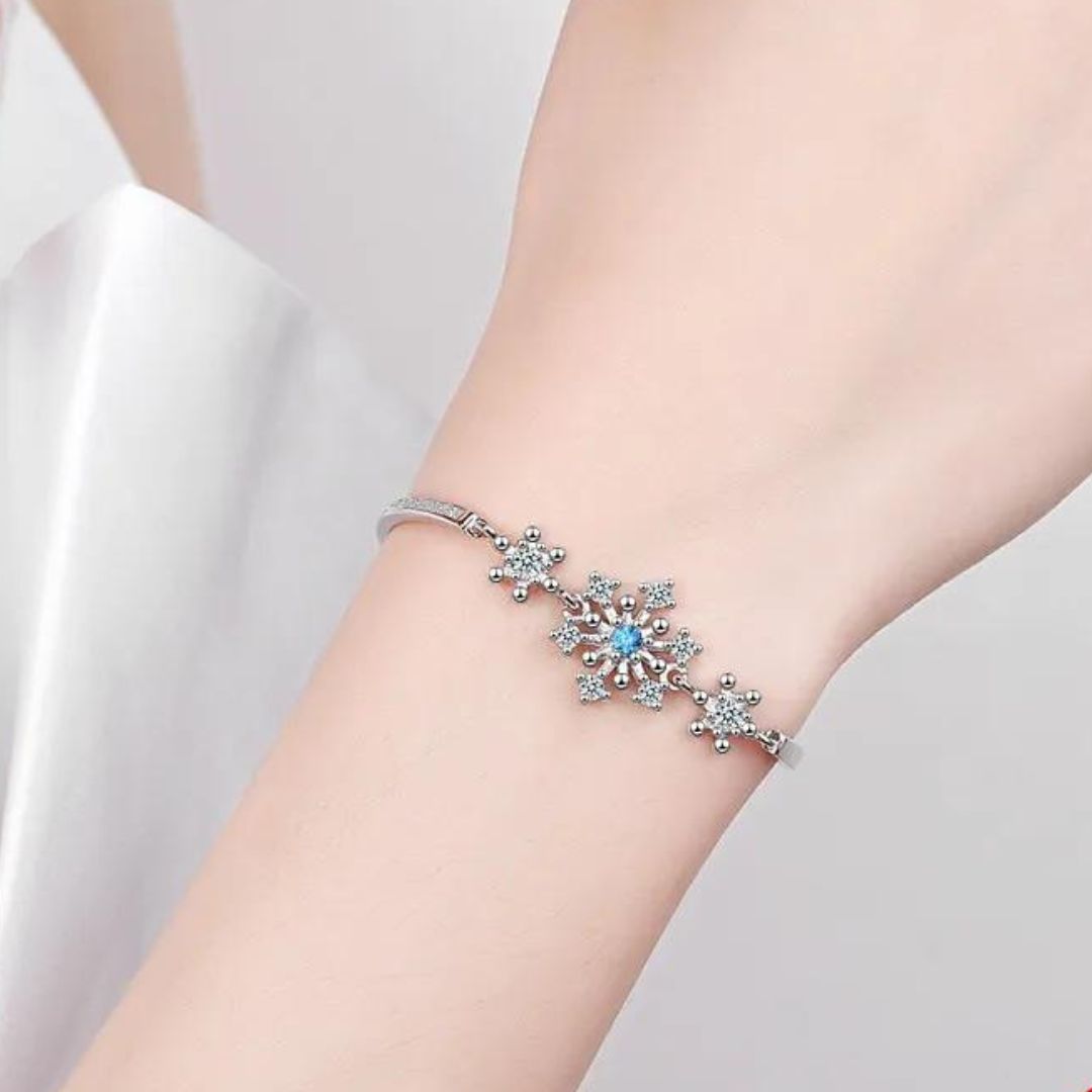 Christmas Snowflake Cubic Zirconia Bracelet-Nora Luxe