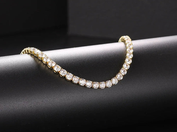 Classic Tennis Necklace with Shimmering Rhinestones-Gold 3mm-Kettenlänge 33cm-Nora Luxe