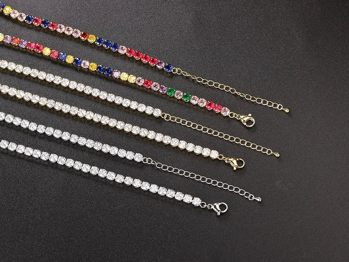 Classic Tennis Necklace with Shimmering Rhinestones-Gold 3mm-Kettenlänge 33cm-Nora Luxe
