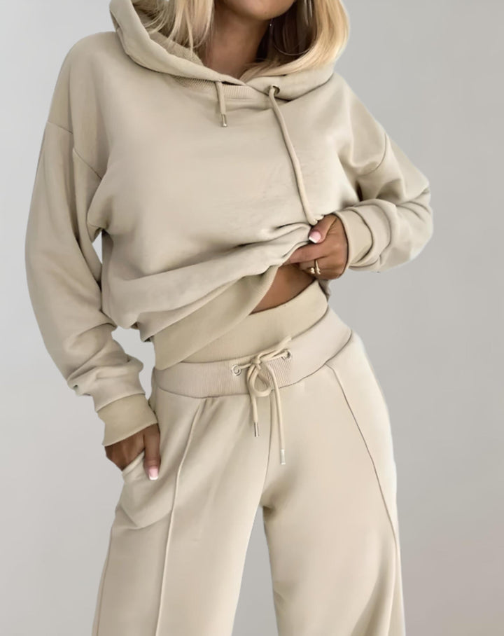 Cléo - Comfy Two-piece Set with Hoodie and Wide Trousers-Beige-S-Nora Luxe