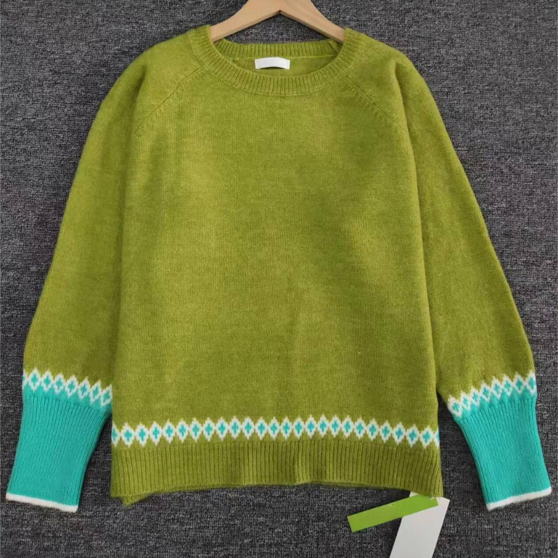 Comfortable Green Women's Sweater - Elin-S-Nora Luxe