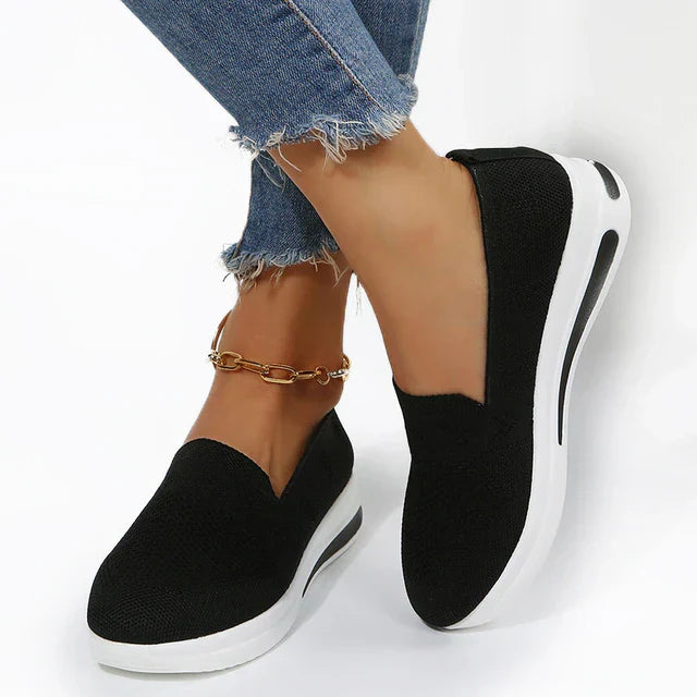 ComfortMax Plus Women's Sneakers | Breathable Orthopedic Design-Black-4-Nora Luxe