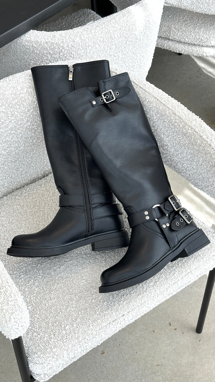 Cool Black Combat Boots - Aris-3-Nora Luxe