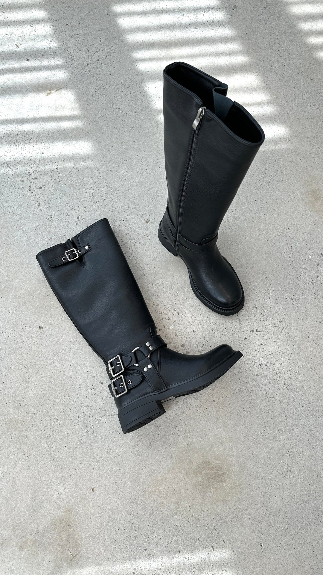 Cool Black Combat Boots - Aris-3-Nora Luxe