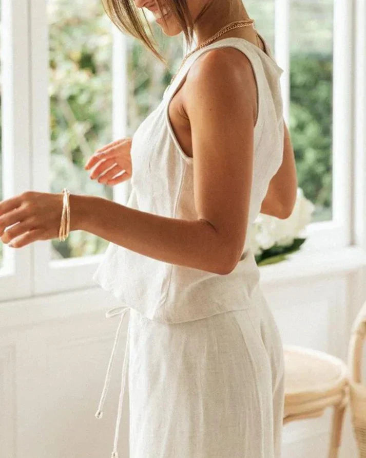 Cotton two-piece women's set with round neck and relaxed trousers – Tilda-S-Nora Luxe