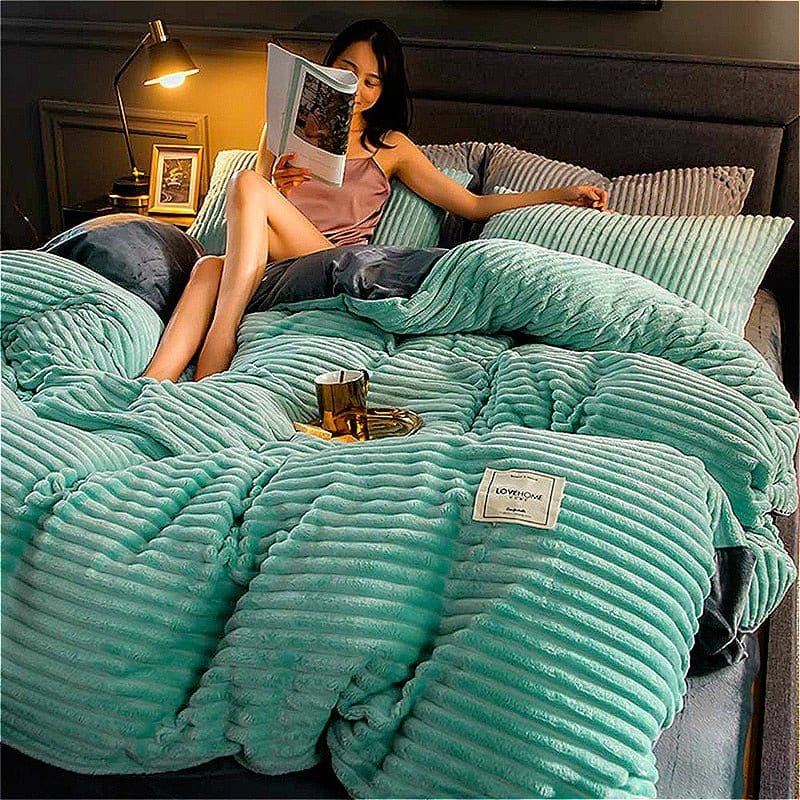 Cozy and Warm Winter Duvet - WinterHaven-Turquoise-Duvet 59.06″ × 78.74″-Nora Luxe