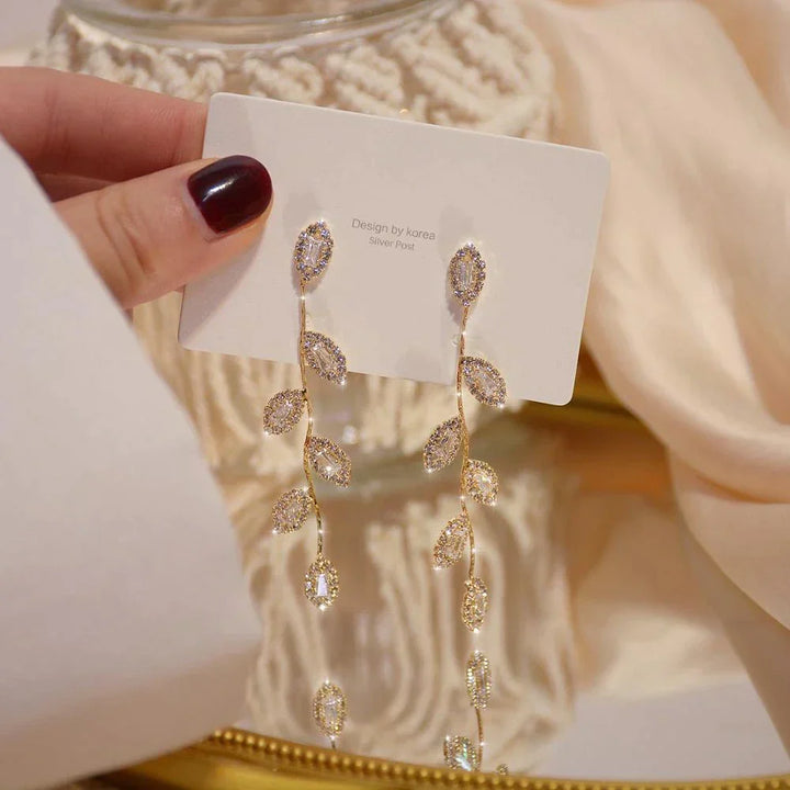 Elegant Long Earrings With Delicate Golden Leaves-Nora Luxe