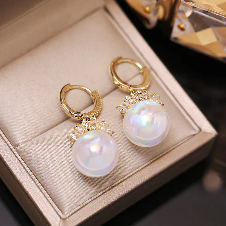 ELEGANT PEARL EARRINGS - Timeless Women's Jewellery-Nora Luxe