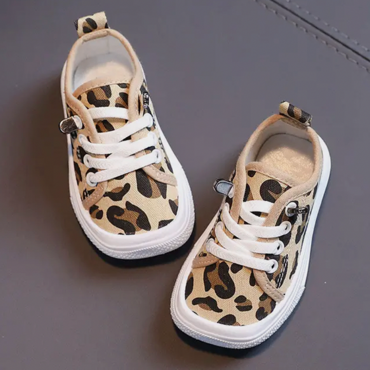Ergonomic Barefoot Sneakers for Kids - FlexiSteps-Leopard-4.5-Nora Luxe